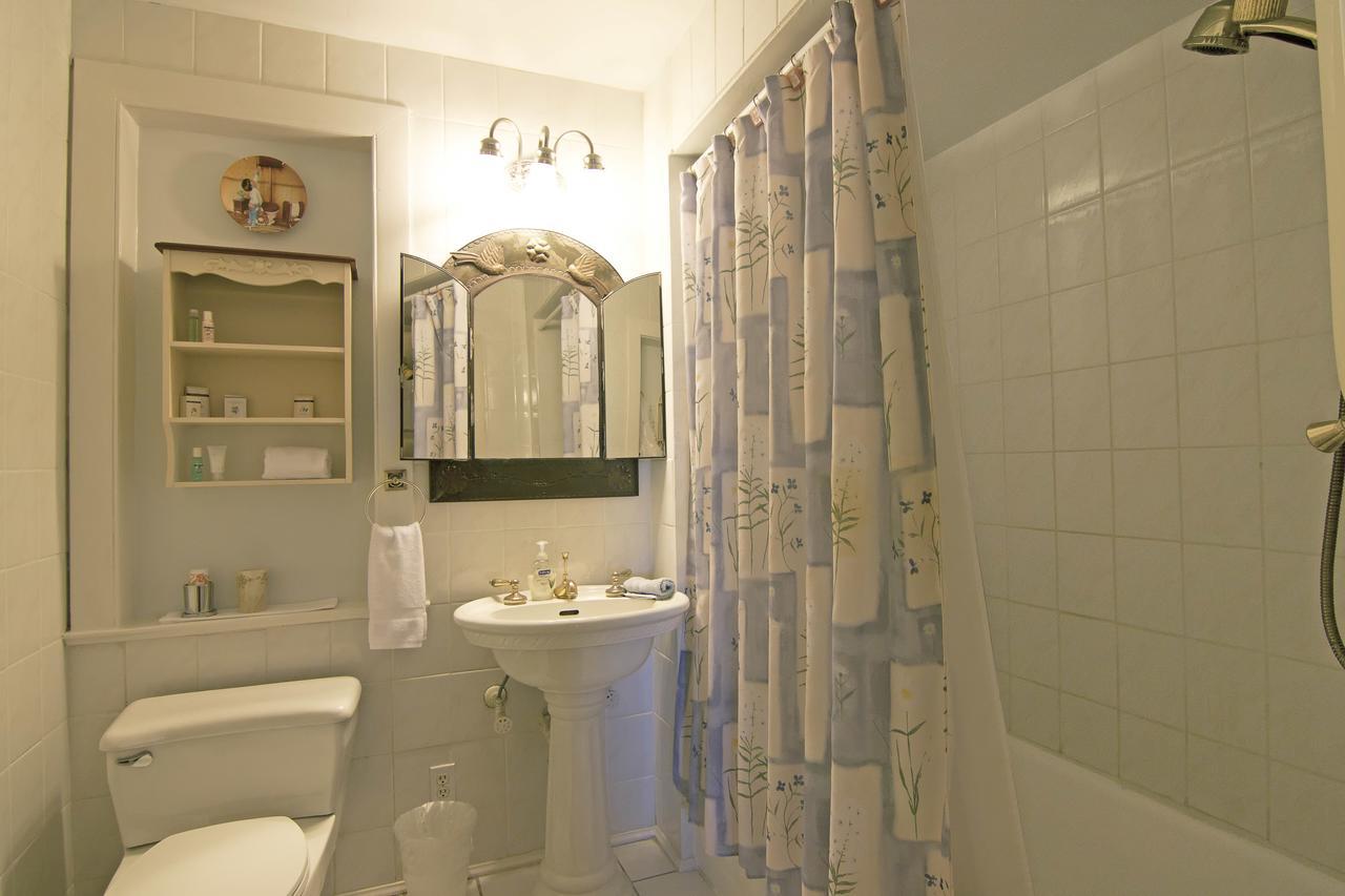 Sabal Palm House Bed And Breakfast Lake Worth Beach Exterior photo
